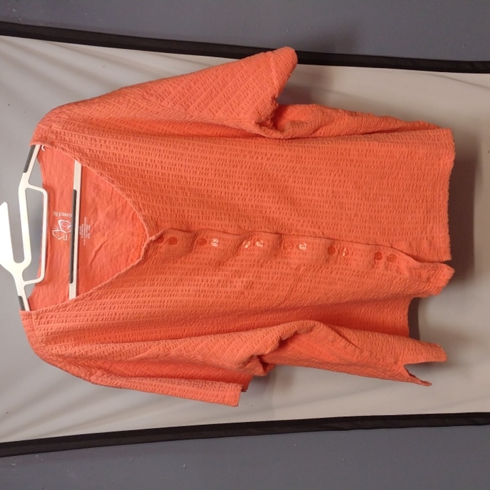 Super Cute Button Down Top - image 1